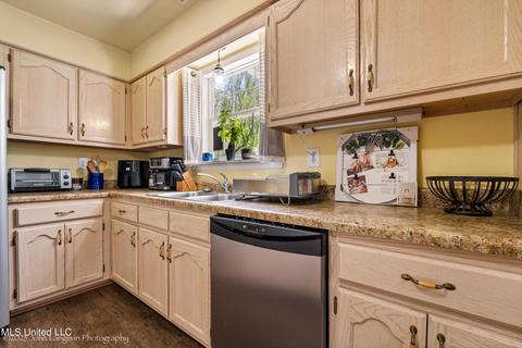 8910 Green Duck Dr, Hernando, MS 38632 photo 7