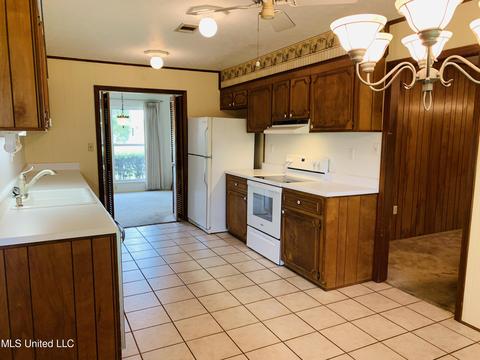 15 Pecan Dr, Long Beach, MS 39560 photo 9