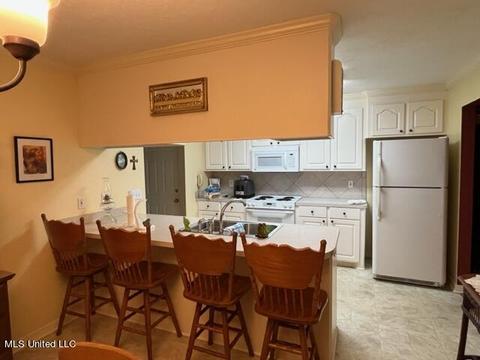 210 Shadow Creek Dr, Florence, MS 39073 photo 11