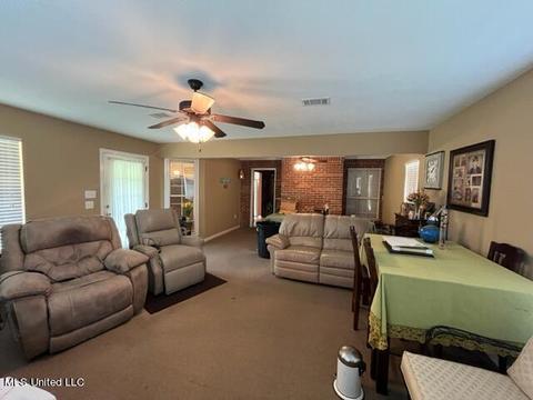 210 Shadow Creek Dr, Florence, MS 39073 photo 12