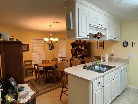210 Shadow Creek Dr, Florence, MS 39073 photo 9