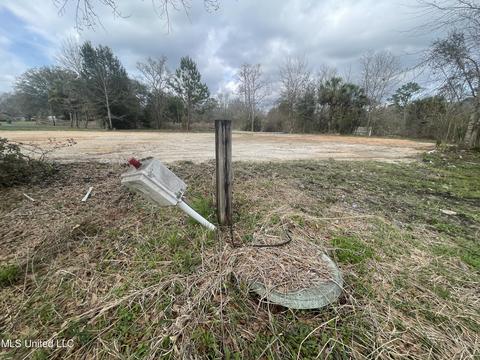 9905 Echo Glen Dr, Moss Point, MS 39562 photo 15