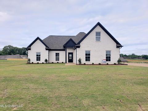 113 Honor Cv, Senatobia, MS 38668