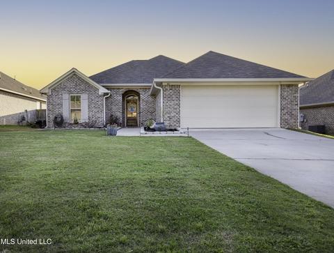 982 Filmore Dr, Brandon, MS 39042