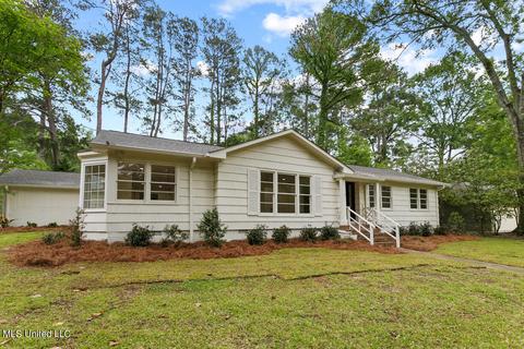 3960 Eastline Dr, Jackson, MS 39211 photo 2