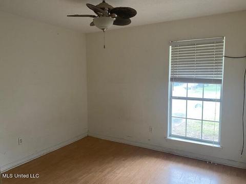 417 Saint Augustine Ave, Long Beach, MS 39560 photo 4