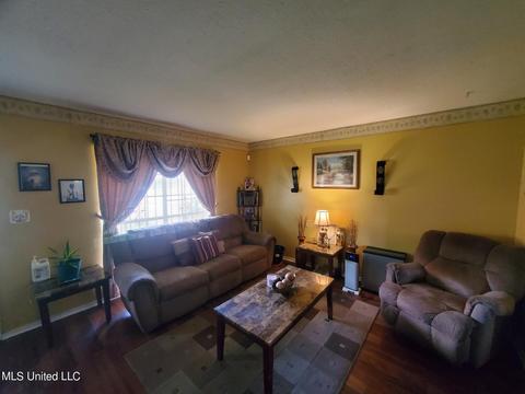 118 Michael Clay Ct, Jackson, MS 39213 photo 4