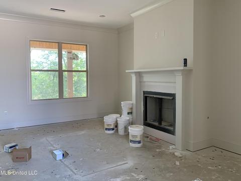 186 Catherine, Clinton, MS 39056 photo 2