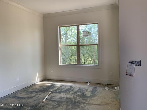 186 Catherine, Clinton, MS 39056 photo 4