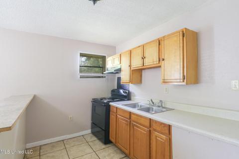 5012 Meridian St, Moss Point, MS 39563 photo 5