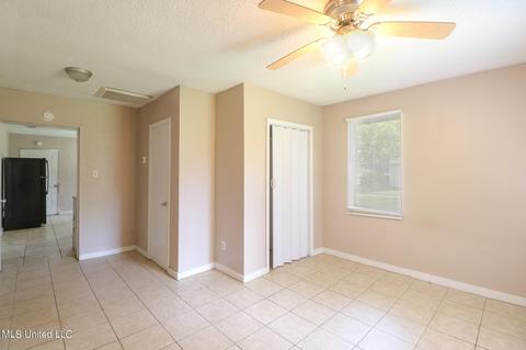 5012 Meridian St, Moss Point, MS 39563 photo 8