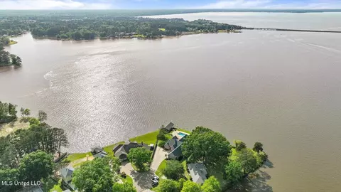 101 Audubon Point Dr, Brandon, MS 39047 photo 71