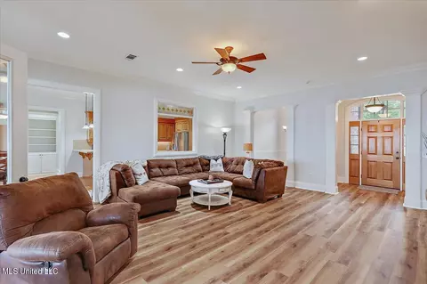 101 Audubon Point Dr, Brandon, MS 39047 photo 12