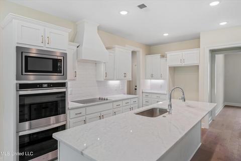 2613 Iverson Dr, Hernando, MS 38632 photo 11