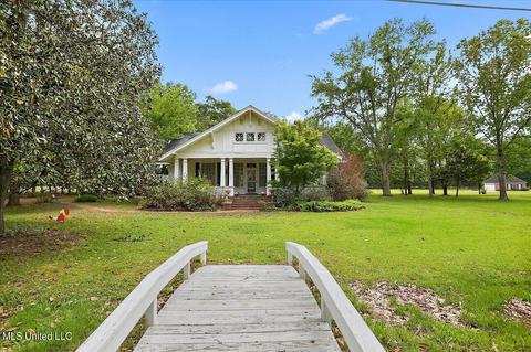 237 White St, Florence, MS 39073 photo 1