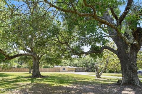 1020 E Second St, Pass Christian, MS 39571 photo 31