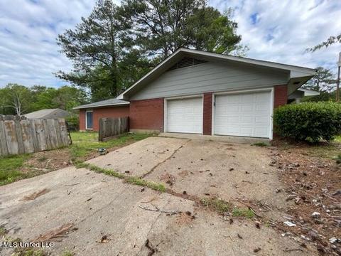 2261 Sloane St, Jackson, MS 39204 photo 17