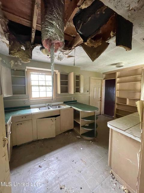 740 Launcelot Rd, Jackson, MS 39206 photo 4