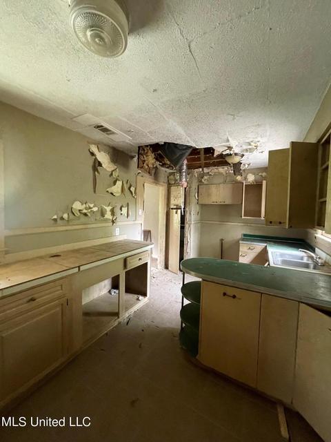 740 Launcelot Rd, Jackson, MS 39206 photo 5