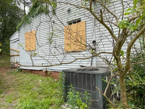 751 Launcelot Rd, Jackson, MS 39206 photo 5