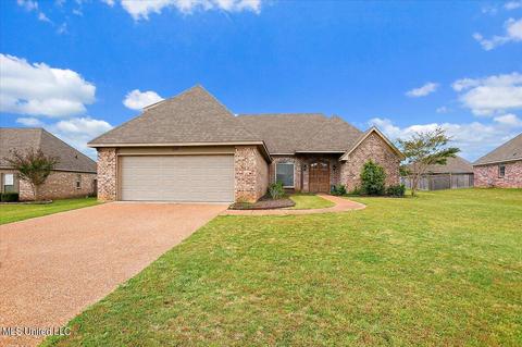 2303 Wilshire Pl, Madison, MS 39110