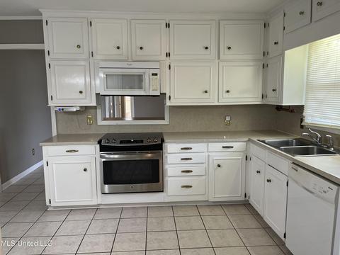 1622 Wilhurst St, Jackson, MS 39211 photo 3