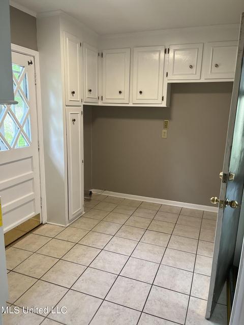 1622 Wilhurst St, Jackson, MS 39211 photo 2