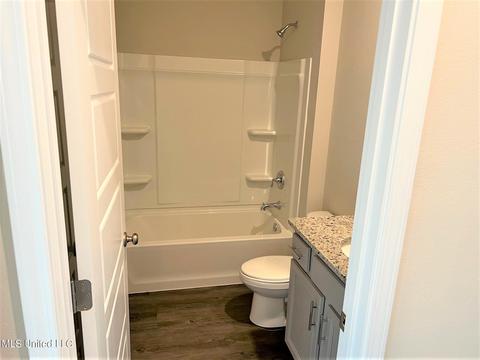 1062 Enclave Cir, Long Beach, MS 39560 photo 12