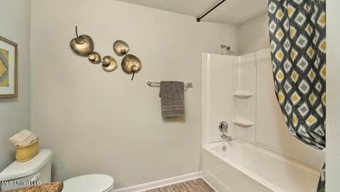 1062 Enclave Cir, Long Beach, MS 39560 photo 13