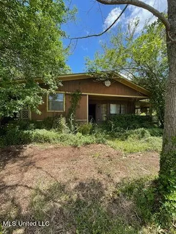 20371 W Lake Ct, Saucier, MS 39574