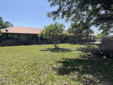 554 City Rd, Perkinston, MS 39573 photo 3