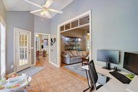 102 Middle Field Dr, Canton, MS 39046 photo 18