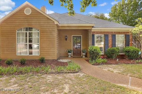 102 Middle Field Dr, Canton, MS 39046 photo 3