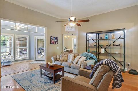 102 Middle Field Dr, Canton, MS 39046 photo 6