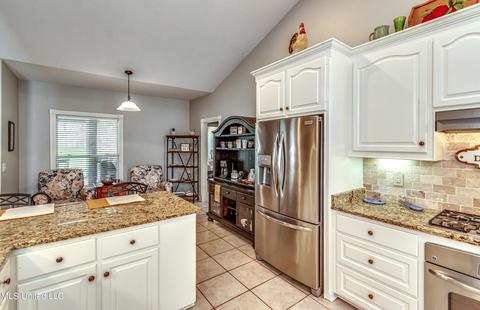 100 Red Oak Trl, Brandon, MS 39047 photo 11