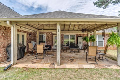 100 Red Oak Trl, Brandon, MS 39047 photo 2