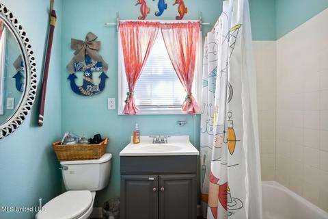 6085 Apache Dr, Kiln, MS 39556 photo 13
