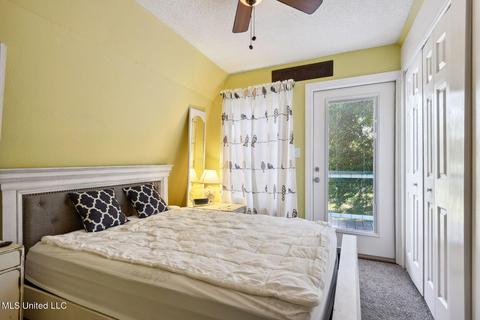 6085 Apache Dr, Kiln, MS 39556 photo 11