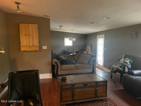 207 S Park Dr, Jackson, MS 39211 photo 5