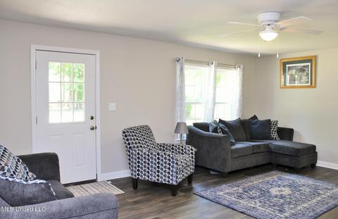 102 Meadow St, Lucedale, MS 39452 photo 10