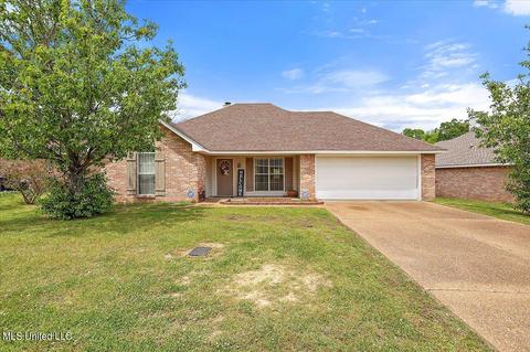 4218 Gunar Dr, Byram, MS 39272