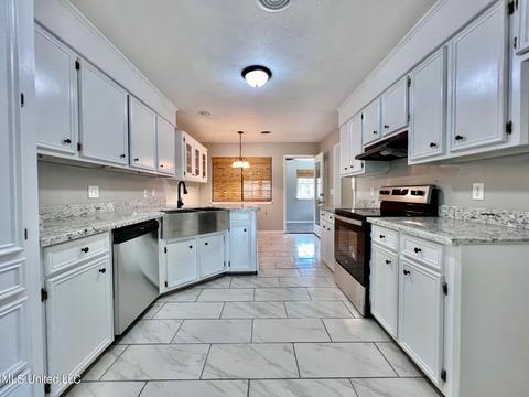 314 Waterfall Way, Clinton, MS 39056 photo 7