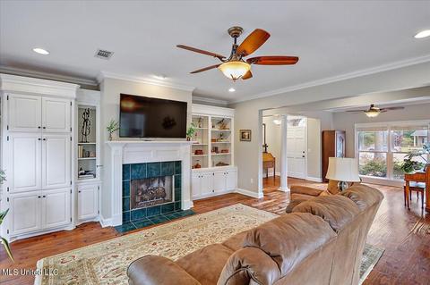 104 Silvertree Xing, Madison, MS 39110 photo 8