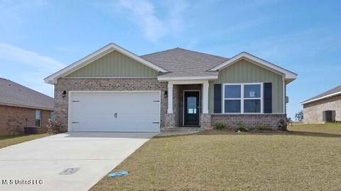 137 Mulberry Dr, Lucedale, MS 39452 photo 1