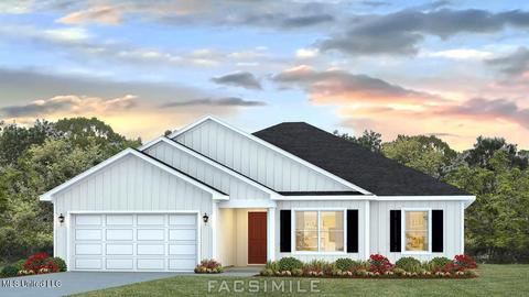 139 Mulberry Dr, Lucedale, MS 39452