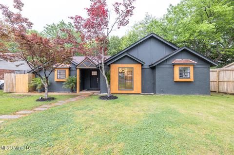 8304 Barberry Pl, Southaven, MS 38671