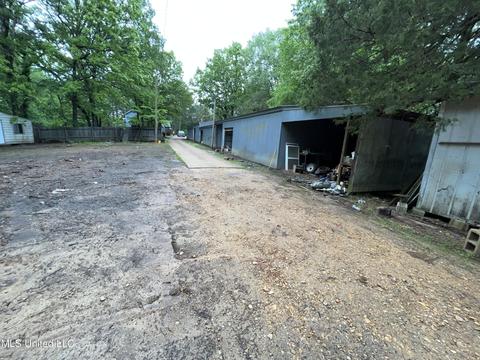 44 County Road 517, Como, MS 38619 photo 75