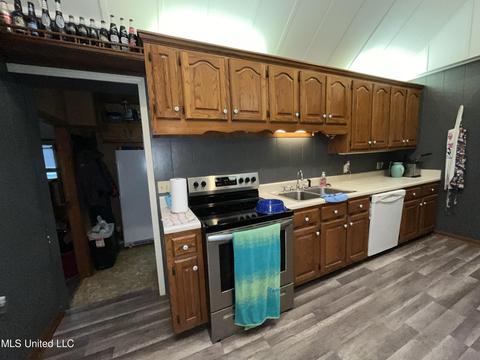 44 County Road 517, Como, MS 38619 photo 24