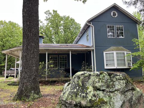 44 County Road 517, Como, MS 38619 photo 2