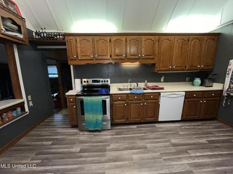 44 County Road 517, Como, MS 38619 photo 22